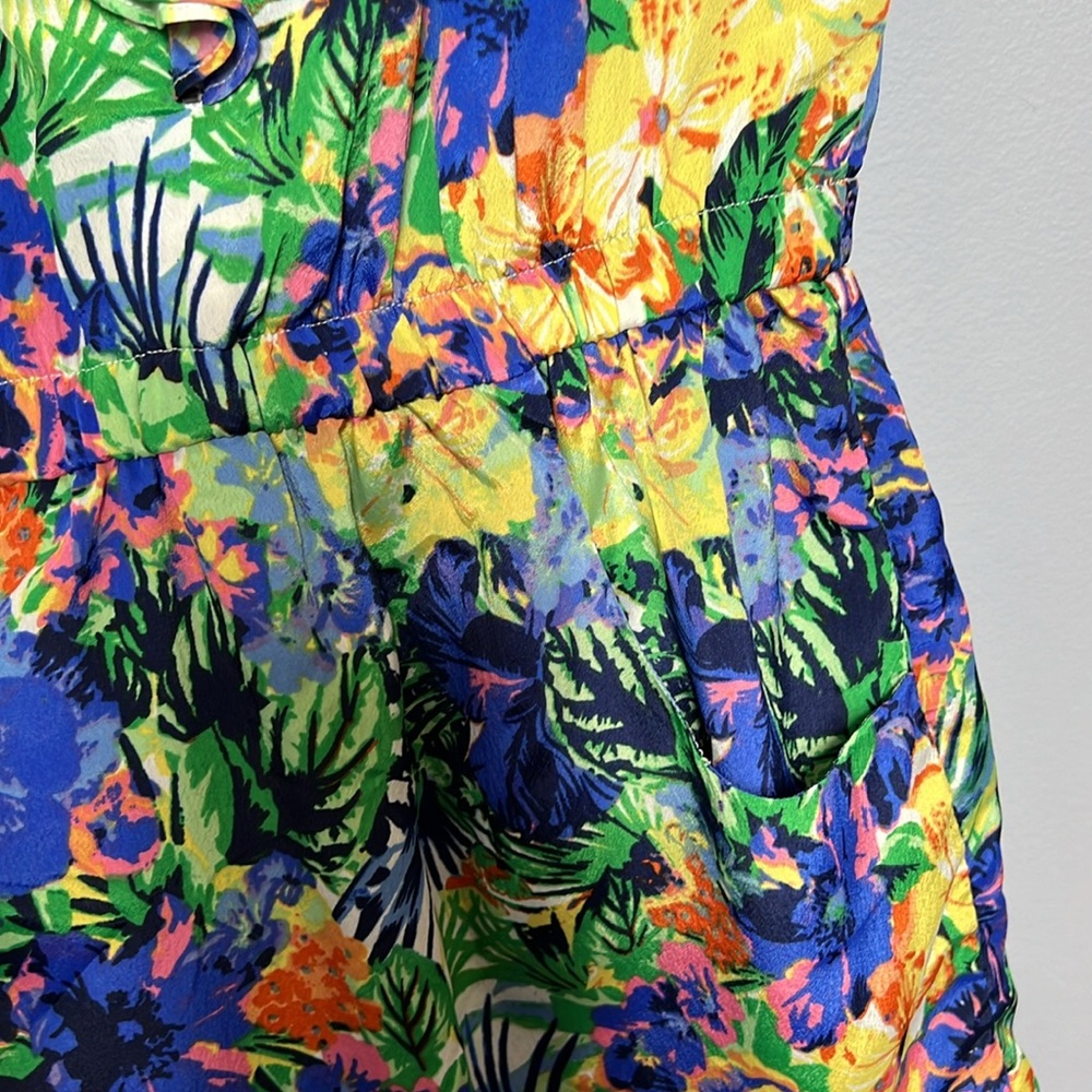 Jessica Simpson-Colorful Ruffle V-Neck Dress - Picture 5 of 5